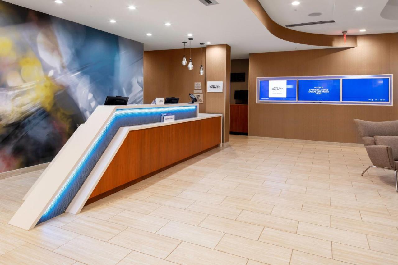 Springhill Suites Kansas City Airport Екстер'єр фото